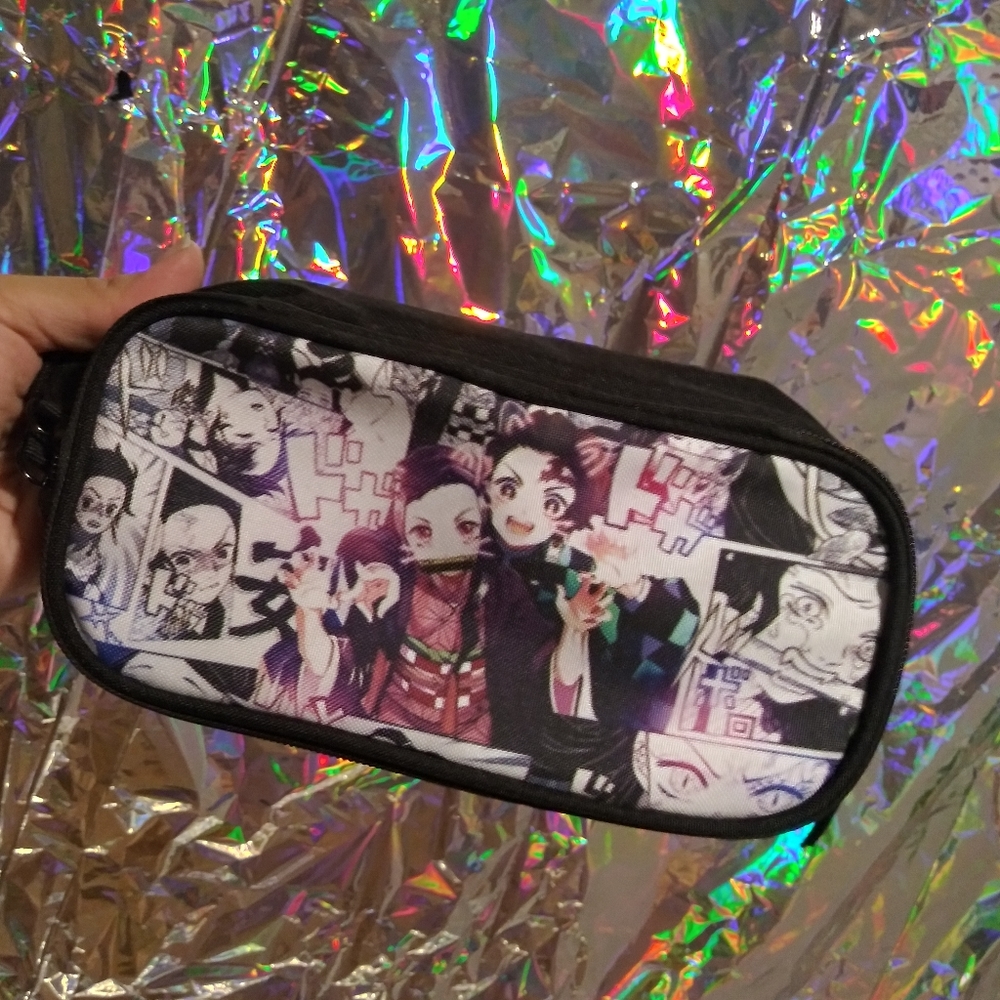 Demon Slayer Makeup Bag - Picture 4 of 13